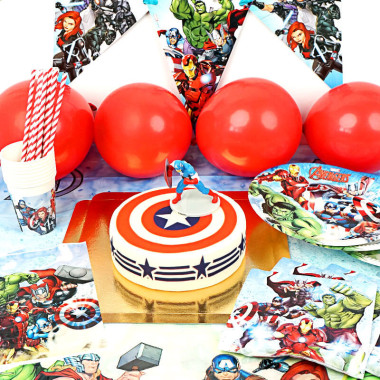 Avengers® - zestaw imprezowy z tortem