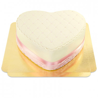 Biały tort walentynkowy Deluxe w kształcie serca - podwójna wysokość