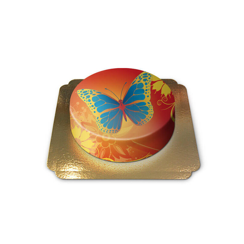 Tort z kolorowym motylkiem